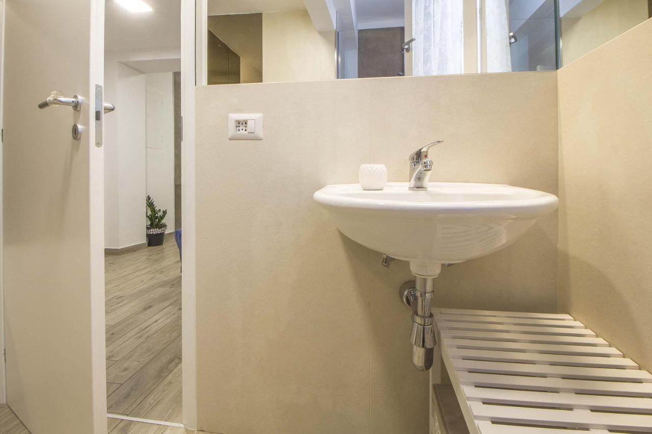 Le Dimore In Centro Con Parcheggio E Self Check-In Matera Exterior photo
